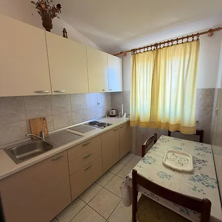 Nada Appartement Makarska
