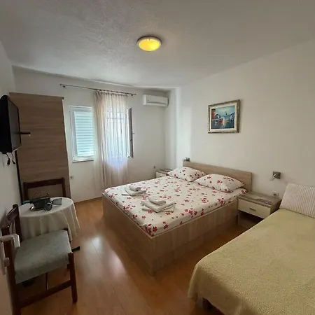 Nada Appartement Makarska
